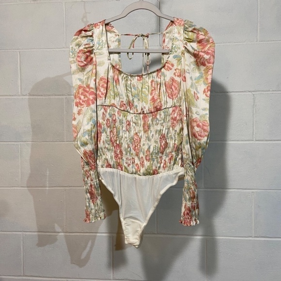 Free People Intimately Women's Smock It To You Bodysuit SMALL Creme Orange Snap - Picture 9 of 11